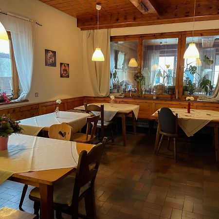 Hotel Garni Austermayer Траунройт Экстерьер фото