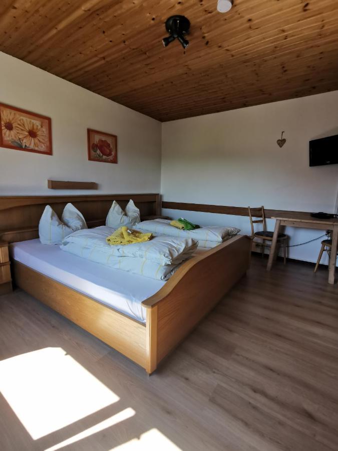 Hotel Garni Austermayer Траунройт Экстерьер фото