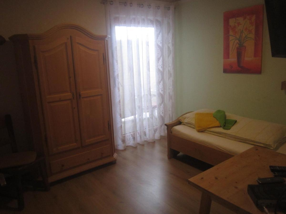 Hotel Garni Austermayer Траунройт Экстерьер фото